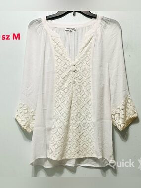 M - New  Button Pop Over Top with Lace Trim